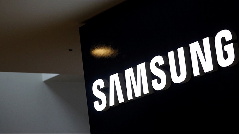 Ketahuan pakai iPhone, duta Samsung dituntut Rp24,3 miliar