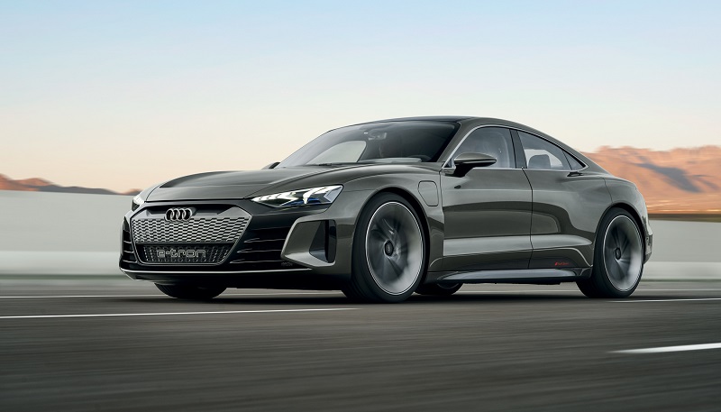 Mobil listrik Audi bisa jalan 400 km dalam satu kali isi ulang