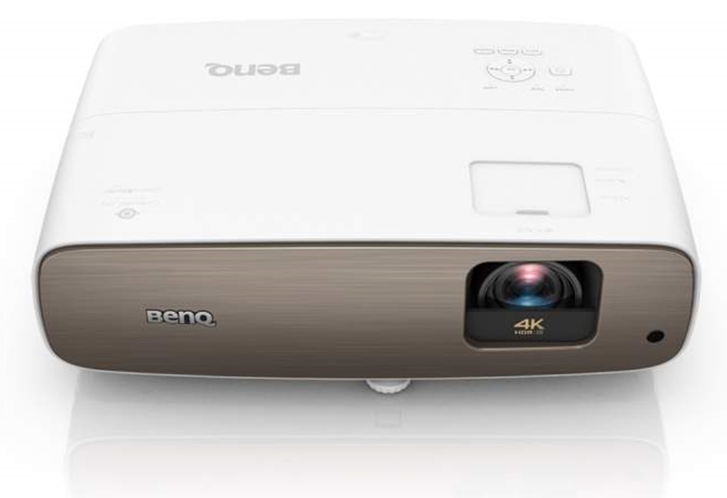 Proyektor BenQ W2700 punya resolusi 4K dan dukungan HDR