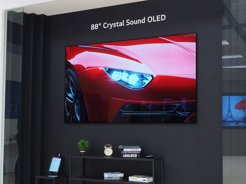 Televisi OLED LG tawarkan Dolby Atmos tanpa speaker konvensional