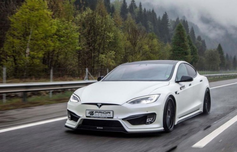 Tesla hentikan order mobil listrik Model S dan  X
