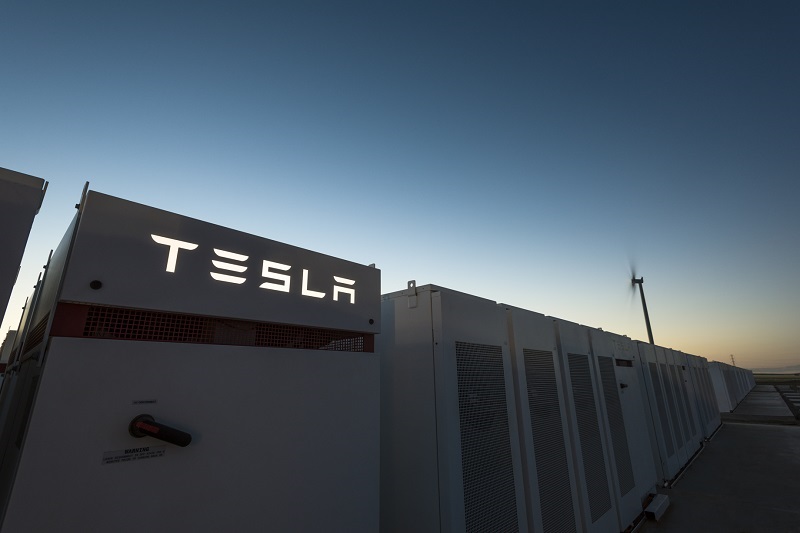 Tesla tawarkan energi listrik baru bagi Yunani