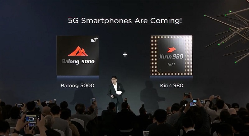Smartphone layar tekuk 5G Huawei bakal meriahkan MWC