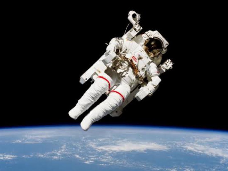 NASA bakal cetak sejarah baru, Astronot wanita lakukan spacewalk