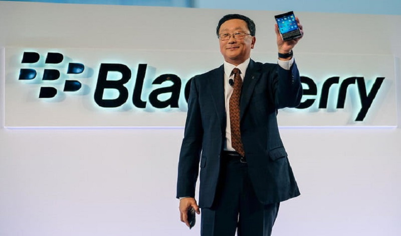 CEO BlackBerry: Smartphone lipat terlalu besar dan mahal