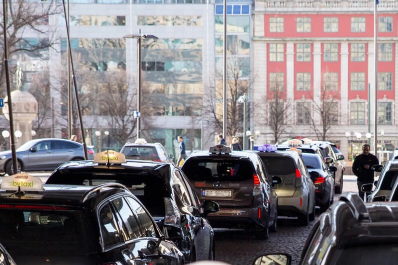 Taksi listrik di Norwegia dukung wireless charging