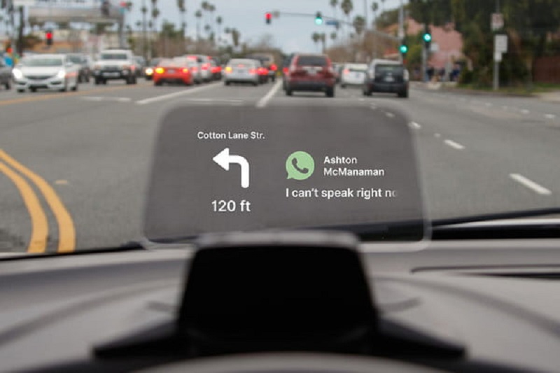 Drive tawarkan fitur safety dengan head-up display