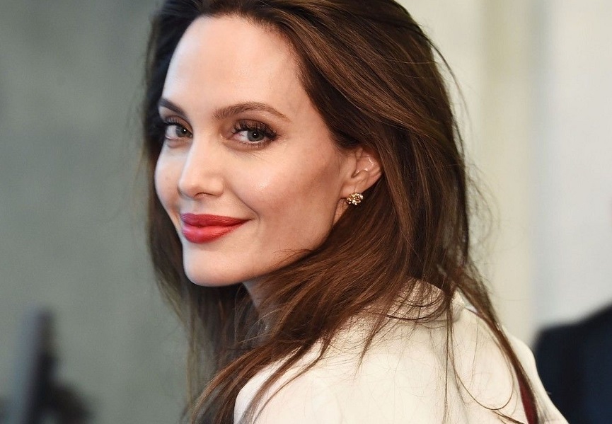 Angelina Jolie bakal main film superhero