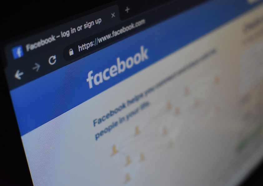 Facebook bakal tindak grup yang sebarkan berita palsu