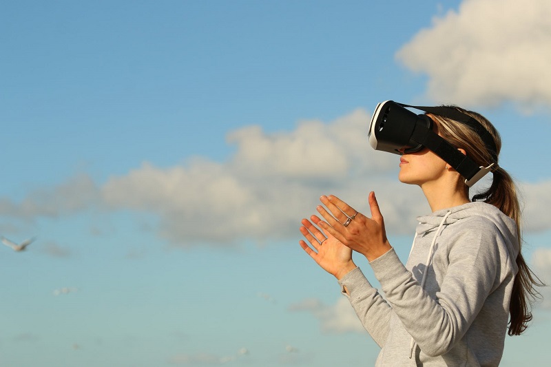 Sentuhan Microsoft pada VR bantu orang dengan penglihatan terbatas