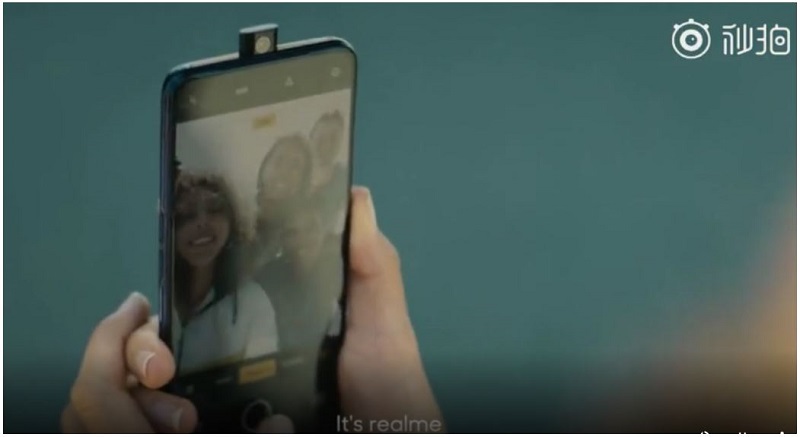 Realme X hadir tanpa notch dan dilengkapi kamera selfie pop-up 