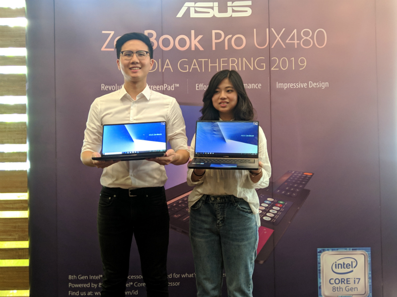 Asus ZenBook Pro 14 UX480 hadir dengan ScreenPad