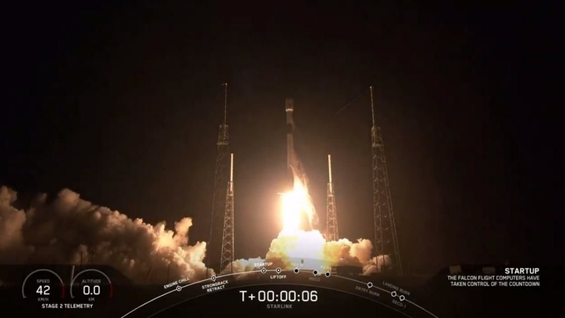 SpaceX berhasil luncurkan 60 satelit Starlink