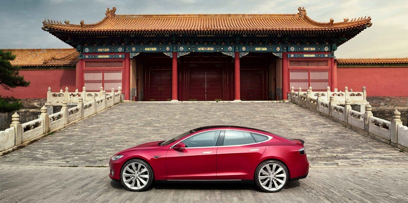 Pabrik Tesla di Tiongkok mulai produksi bulan ini