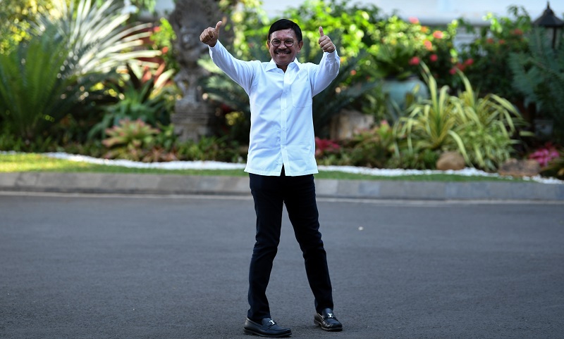 Profil Johnny G. Plate, Menkominfo kabinet Indonesia Maju