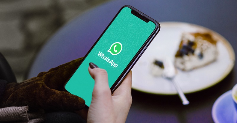 WhatsApp catat rekor kirim pesan terbanyak di tahun baru