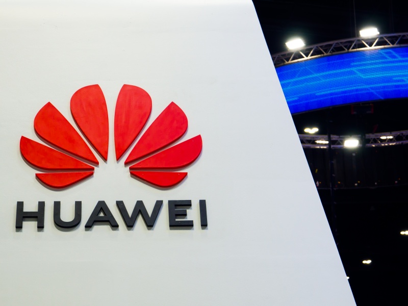 Huawei bantu kembangkan mobil otonom
