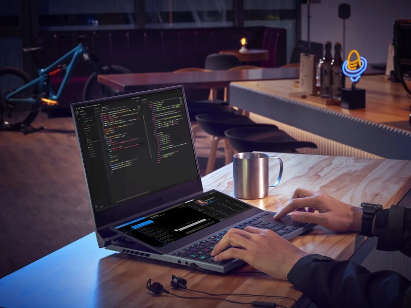 ASUS luncurkan ROG Zephyrus Duo 15, laptop gaming dengan 2 layar