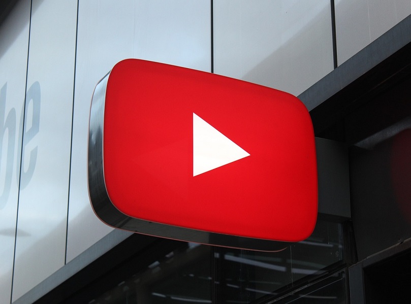YouTube bakal batasi konten konspirasi 5G dengan virus corona