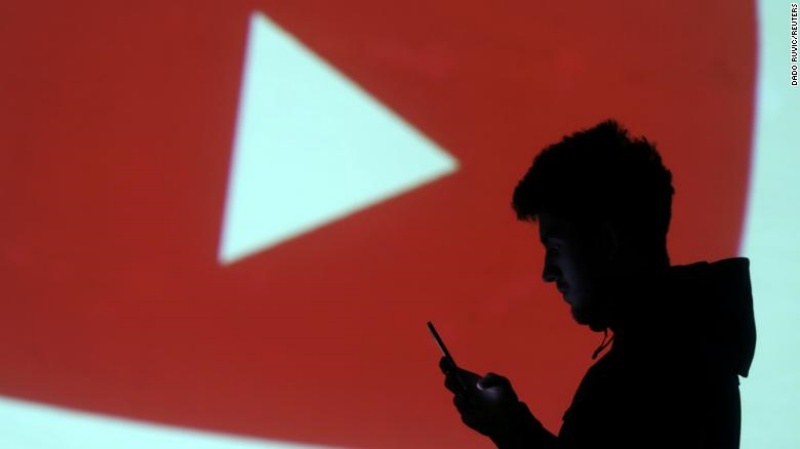 Akun YouTube curian dilelang di dark web