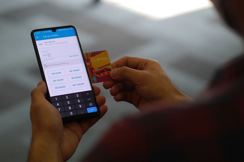 Kini pengguna Jenius bisa top up TapCash pakai NFC
