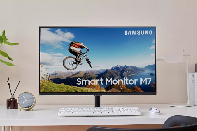 Samsung rillis Smart Monitor, bisa streaming Netflix