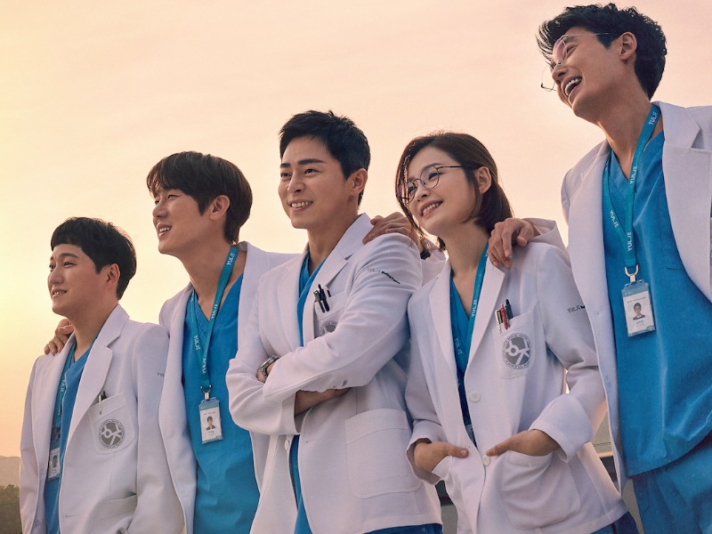 Hospital Playlist S2 tayang 17 Juni di Netflix