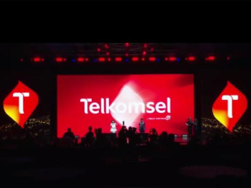 Ubah identitas, Komitmen Telkomsel Tetap untuk Indonesia