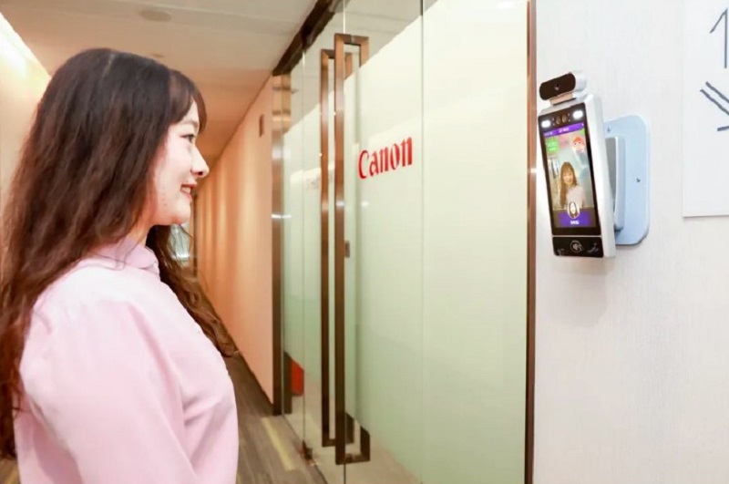 Canon hadirkan Smile Recognition untuk pekerja