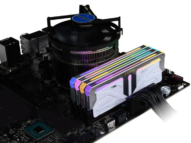 ZADAK punya kit RAM DDR5 denga kecepatan hingga 7200MT/s