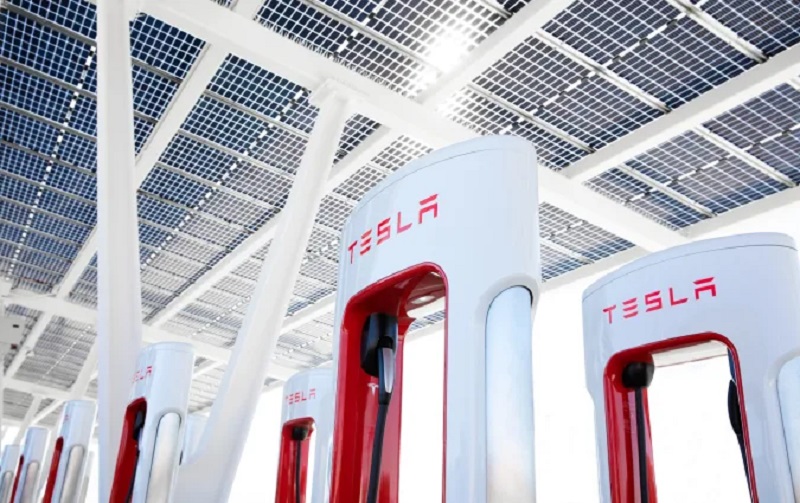 Charger Tesla akan dukung mobil listrik merek lain