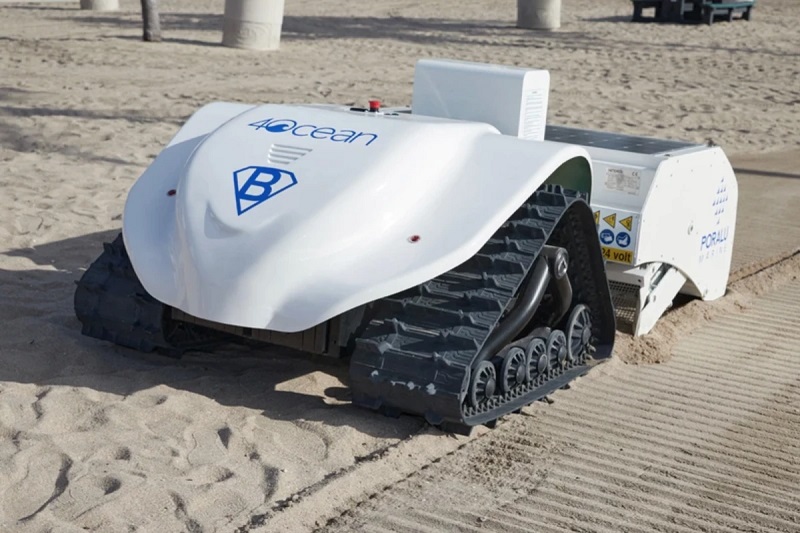 Robot ini bisa bersihkan pantai dengan andalkan tenaga surya
