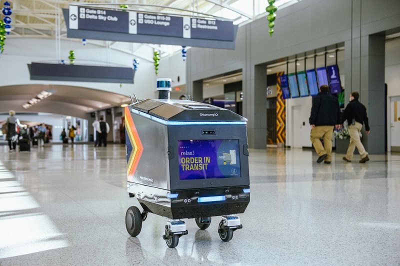 Robot otonom bandara bisa antarkan makanan