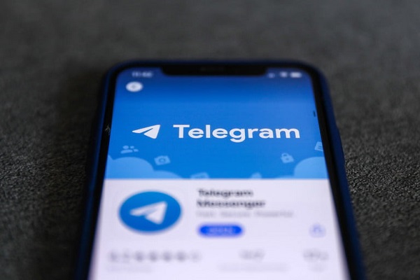 Kirim pesan di Telegram akan dibekali emoji animasi