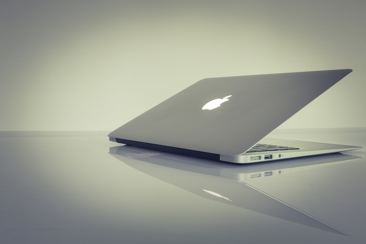 MacBook Air 2022 pakai chip M1 dan desain baru