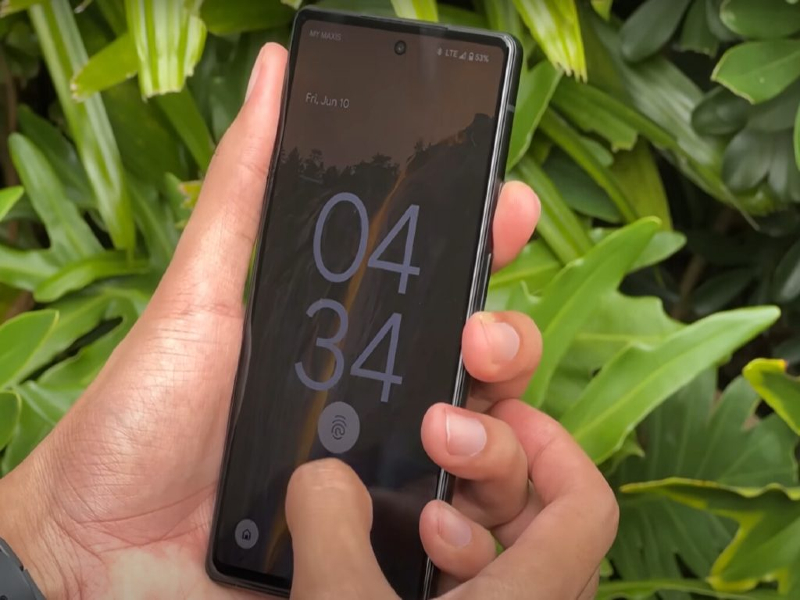 Youtuber asal Malaysia unggah video unboxing Pixel 6a, ungkap keseluruhan desain smartphone