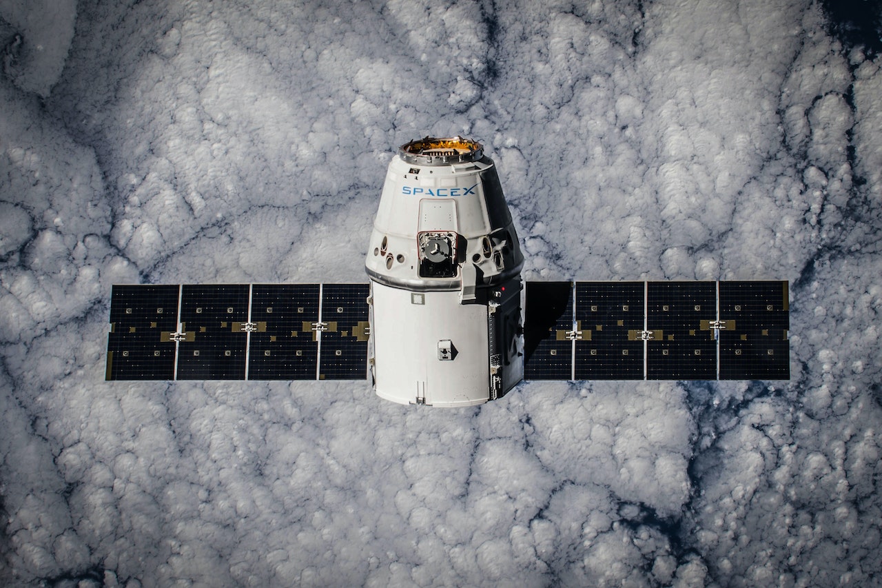 SpaceX umumkan satelit Starlink V2