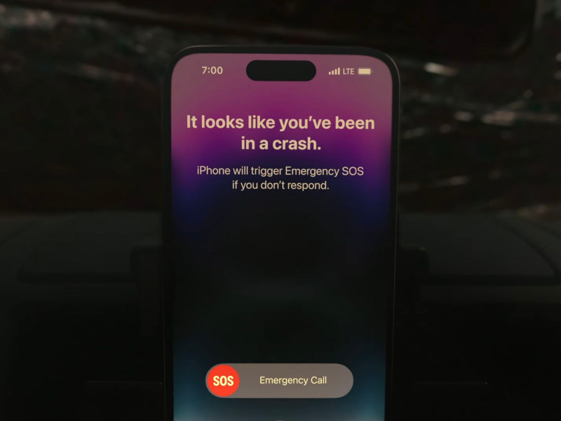Gara-gara fitur Crash Detection, iPhone 14 terus kontak 911 saat di roller coaster