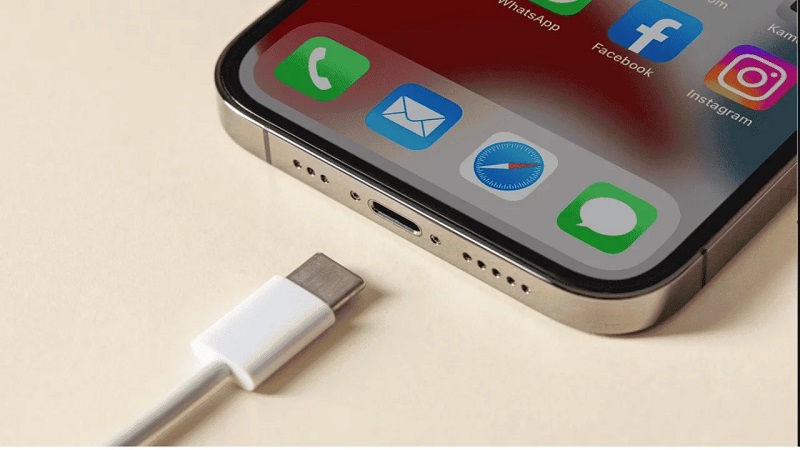Port USB-C pada iPhone akan terenkripsi demi jamin aksesori berkualitas