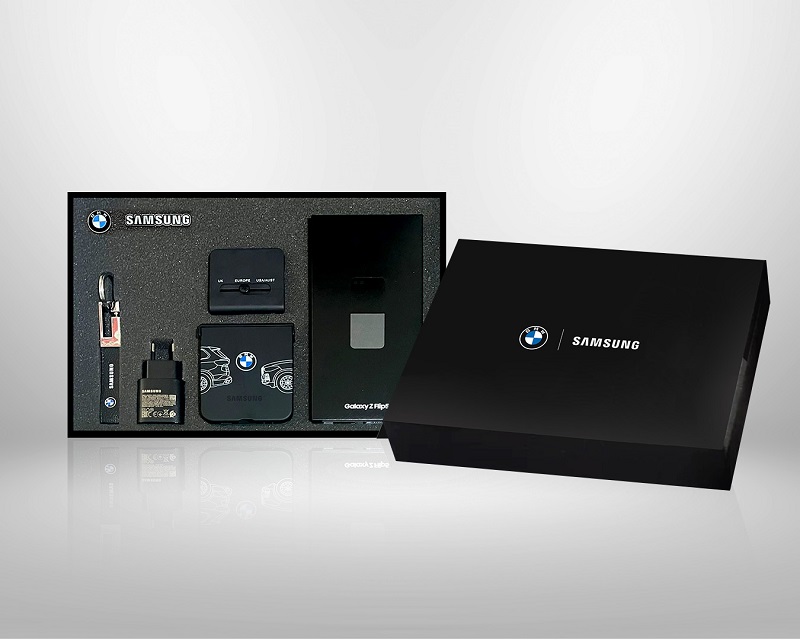 Samsung - BMW Indonesia kolaborasi hadirkan Galaxy Z Fold5 | Z Flip5 Special Edition