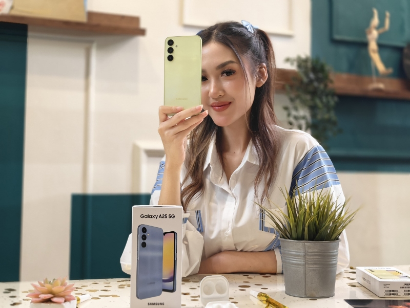 Samsung Galaxy A G Resmi Meluncur Harga Juta An Aja