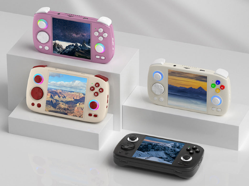 Anbernic RG Cube sudah dijual secara global, handheld gaming yang bisa jalankan banyak game konsol buatan  Nintendo dan Sony