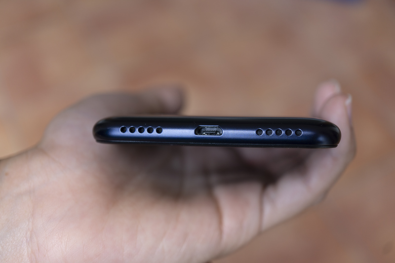 Smartphone Zenfone Max Plus M1 foto bodi 