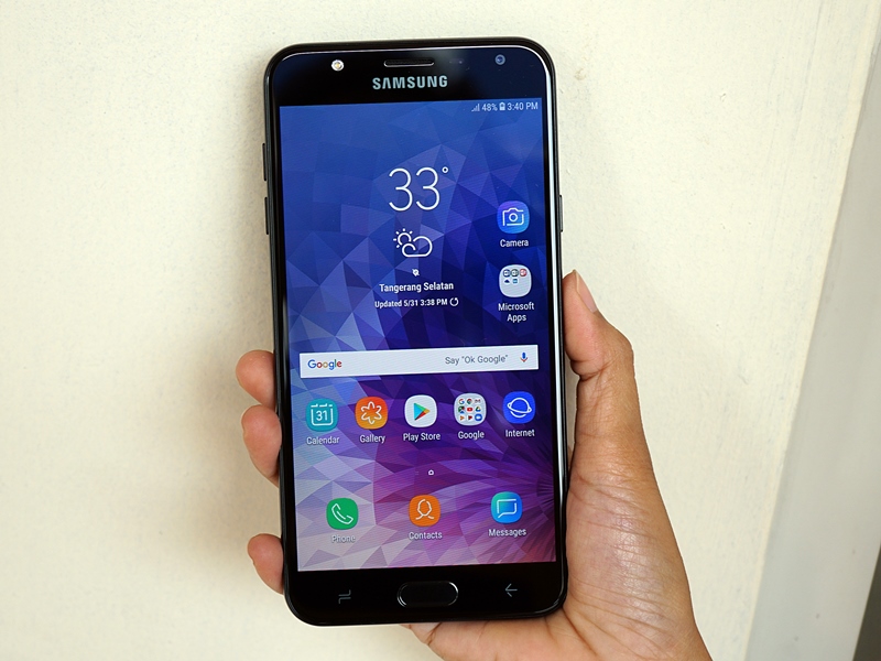 Samsung Galaxy J7 Duo body review