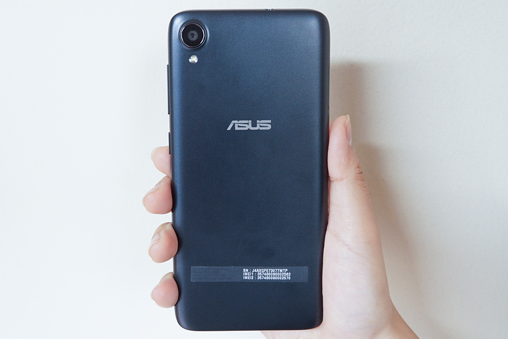 Asus Zenfone Live L1 review photo