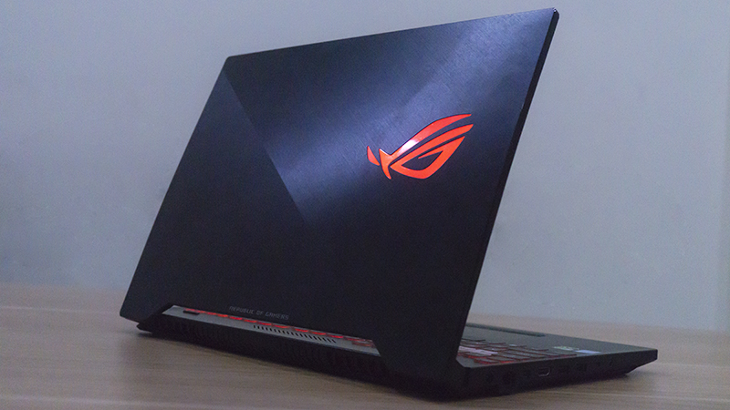ASUS ROG Strix Hero II, laptop gaming ideal