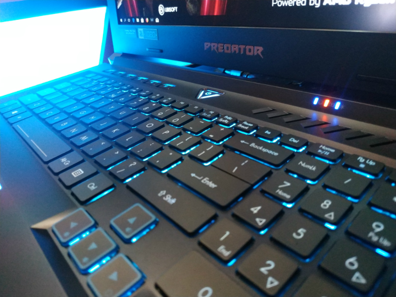 Acer Predator Helios 500, laptop gaming prosesor deskstop