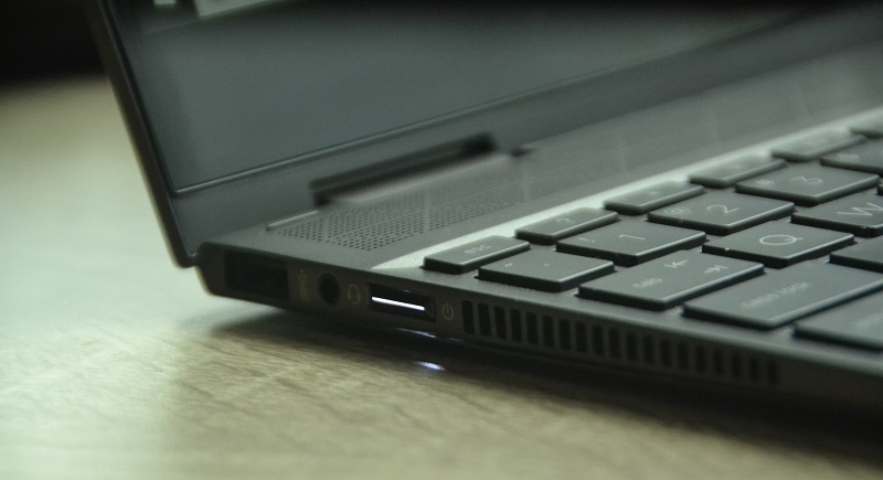 Review HP Envy X360 bodi laptop