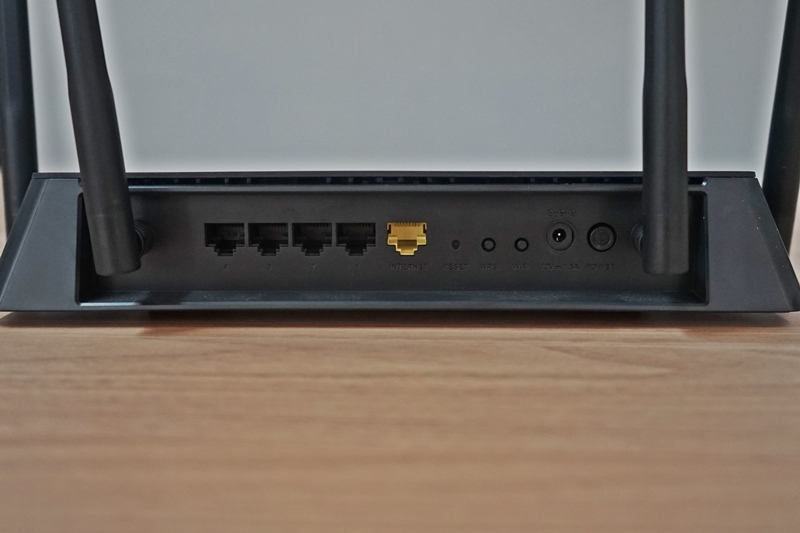 D-Link DIR-878, router cukup mumpuni dan mudah diakses