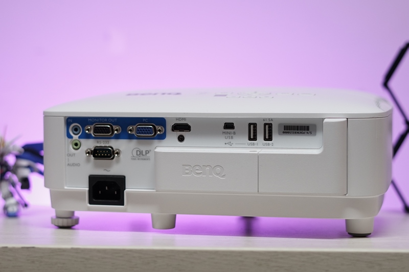 Review BenQ EW600, Smart Projector untuk bisnis